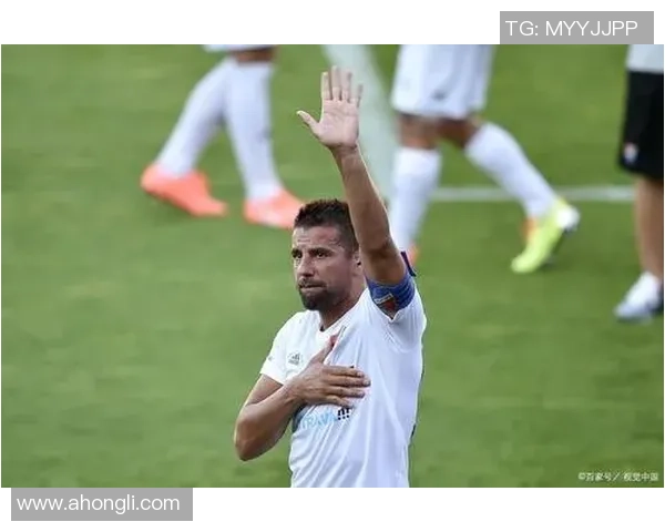 十位足球传奇球星退役回顾 各自精彩生涯告别绿茵场 十位足球传奇球星退役回顾 各自精彩生涯告别绿茵场